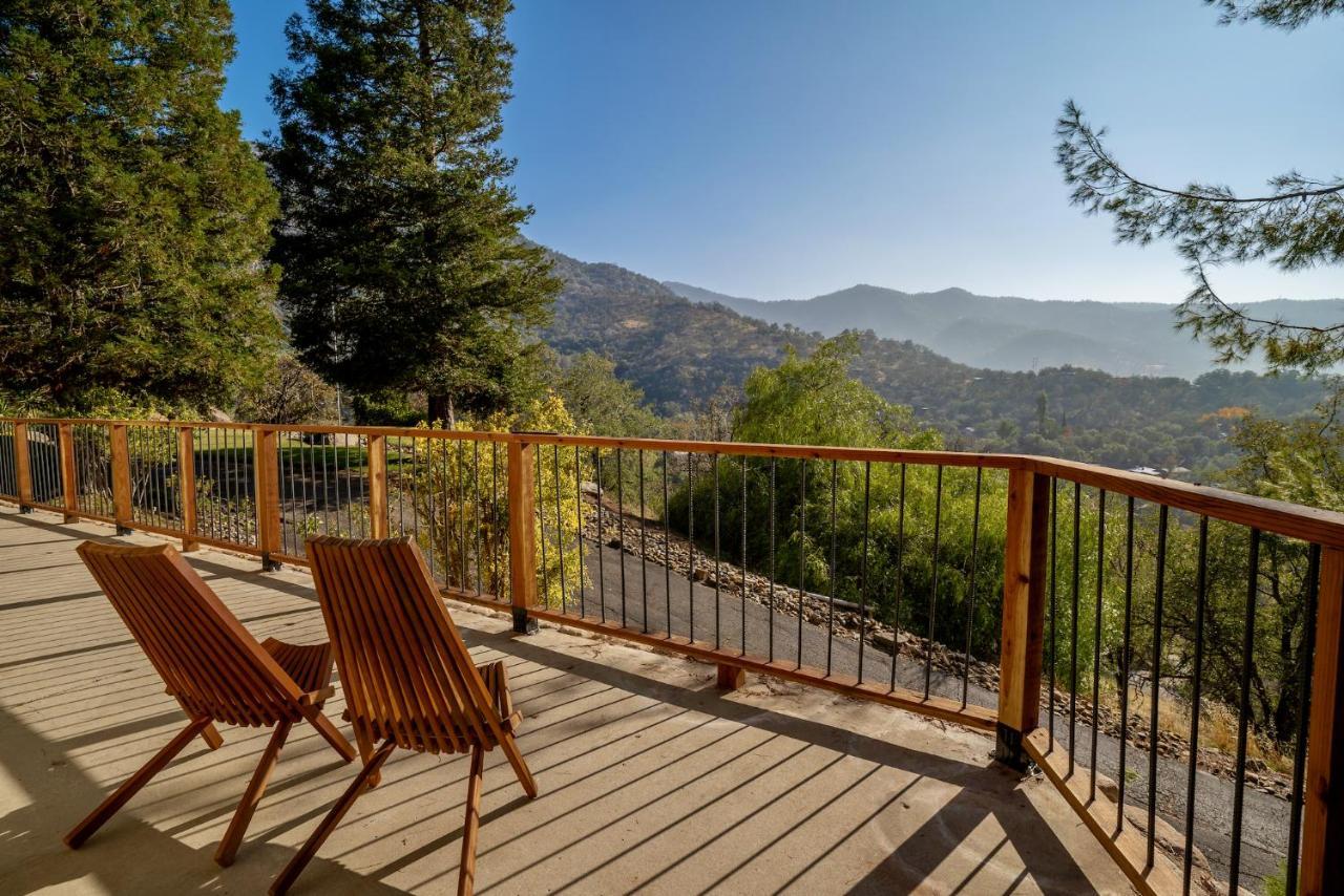 Secluded Mtn Top Family Haven W/Views Spa & Arcade Three Rivers Kültér fotó